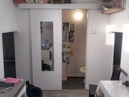 adorable studio lumineux