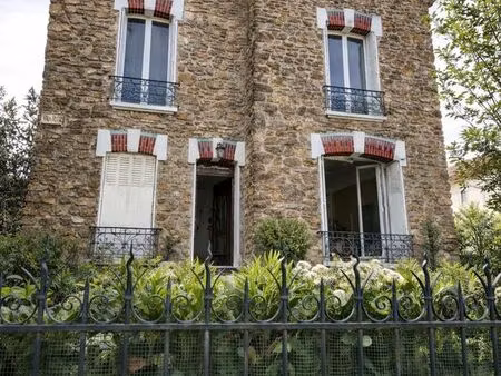 villa 7 pièces 189 m²