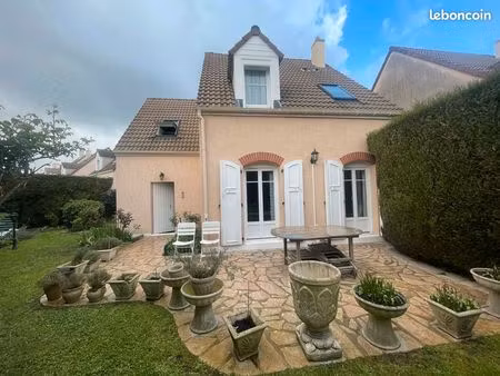 maison 96m² – 3 ch dont suite – jardin + garage – 5 min gare