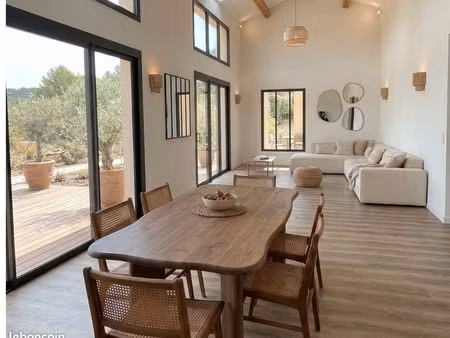 maison contemporaine de plain-pied – 171 m² – leucate village