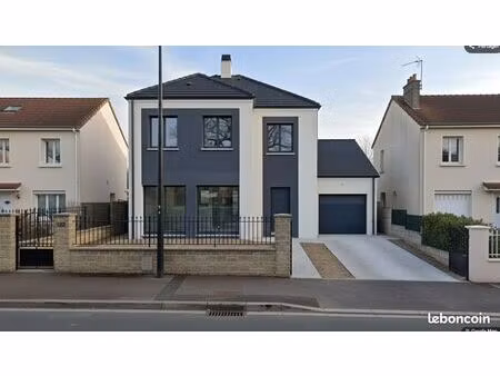 maison 6 pièces 127 m²