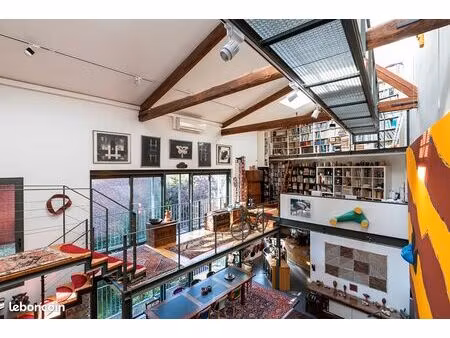 immeuble 12 pièces 404 m²