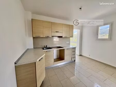 appartement 3 pièces 72 m²