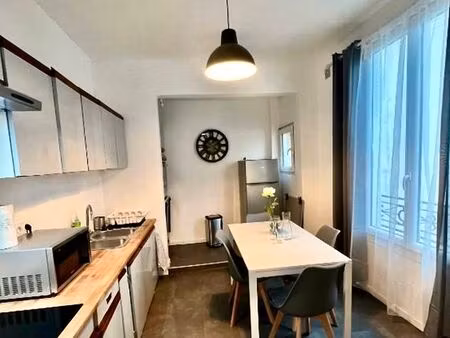 superbe duplex t3 meublé avec cour - toutes charges comprises
