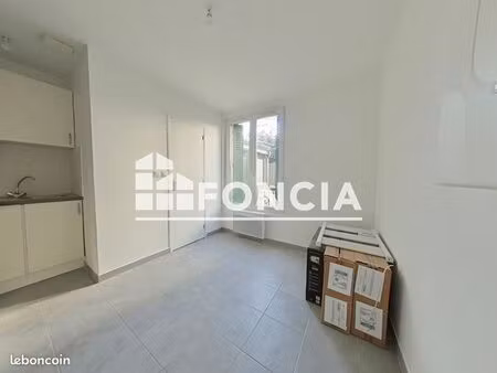 appartement 24.62m² à louer 660 - aubervilliers 93300