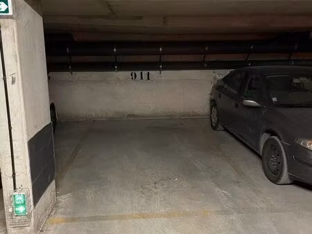 location parking ss terrain bobigny