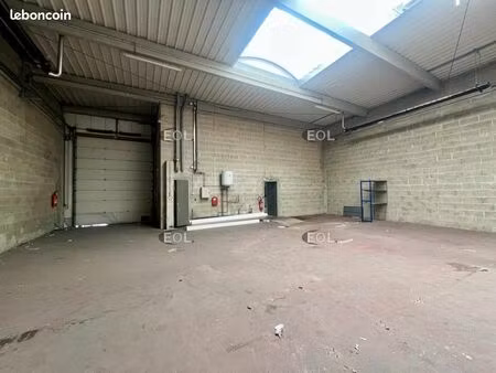 local d'activité 350 m²