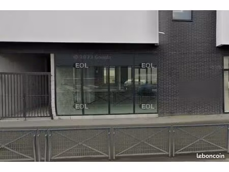 local commercial 213 m²