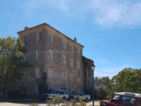 t2/t3 à l’année 30kms d’ajaccio a santa maria sicche