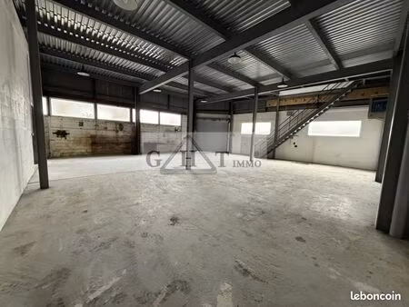 local industriel 280 m²
