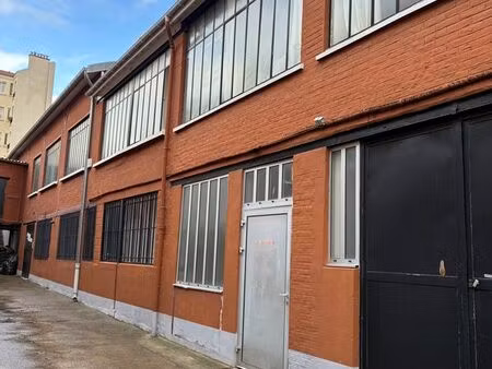 local commercial à louer