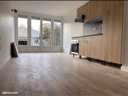 appartement 2 pièces boulevard maxime gorki  villejuif