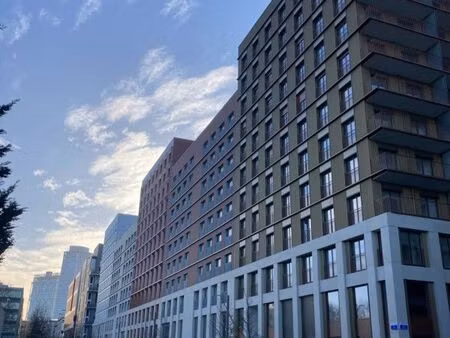 local commercial 72 m²