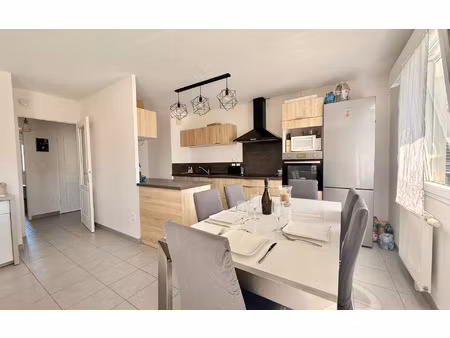 appartement chevigny-saint-sauveur 70.8 m² t-3 à vendre  219 000 €