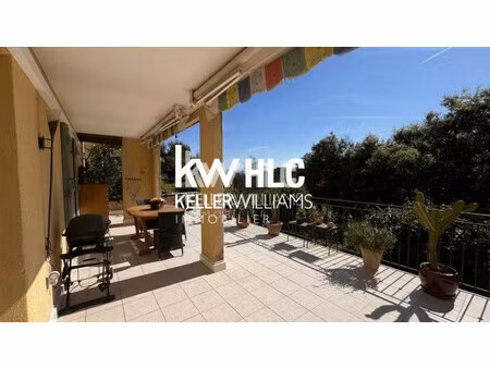 très bel appartement avec vaste terrasse et vue dégagée - mougins