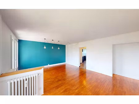 location appartement  m² t-3 à chalon-sur-saône  790 €