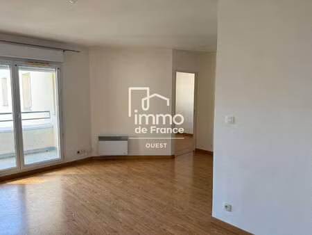 location appartement 2 pièces à angers (49000) : à louer 2 pièces / 39m² angers