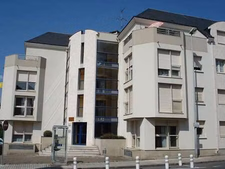 location appartement 3 pièces meublé à angers (49000) : à louer 3 pièces meublé / 69m² ang
