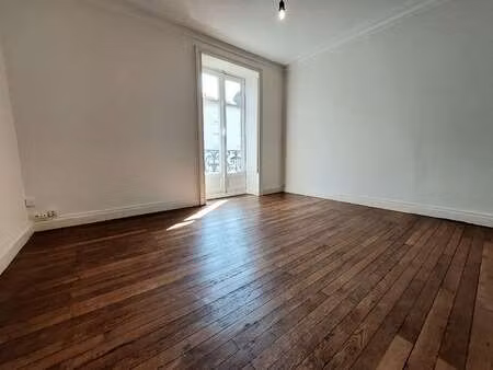 location appartement 3 pièces à nantes centre ville (44000) : à louer 3 pièces / 69m² nant