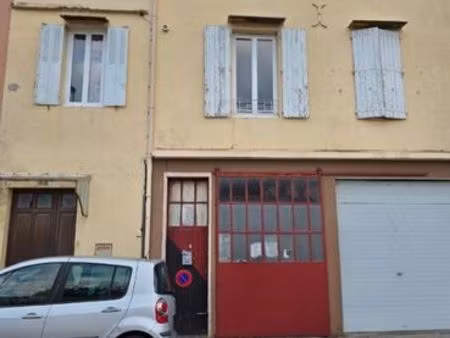 immeuble (2 appartements + 1 garage)