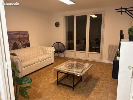 location meublée appartement 3 pièces 60 09 m² ivry-sur-seine (94200) 1.710