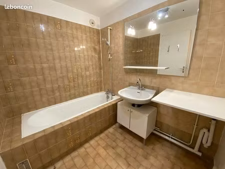 appartement 2 pièces 57 m2