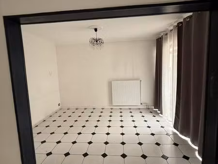 appartement f5 dernier étage
