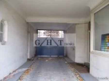 local bureaux 271 m²