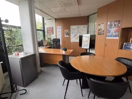 bureaux 256 m² champigny-sur-marne