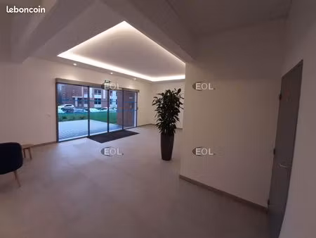 bureaux 80 m²