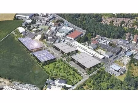 local d'activité 16 021 m²