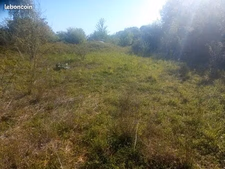 terrain 2200m2