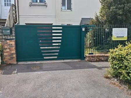 maison 104m2 + garage 3 chambres + 1 bureau