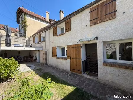 maison 4 pièces 64 m²