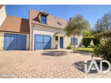 maison familiale 6 pièces 122 m²