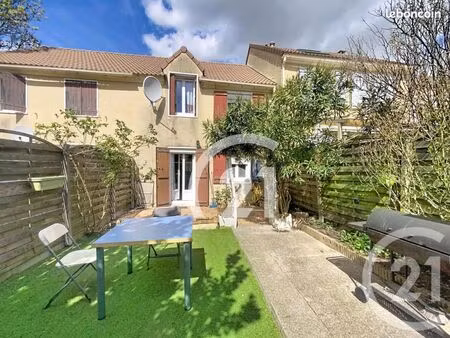 maison 5 pièces 75 m²