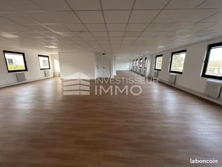 bureaux 290 m²