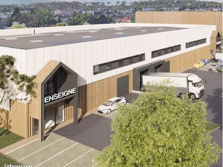 local 1866 m² ézanville