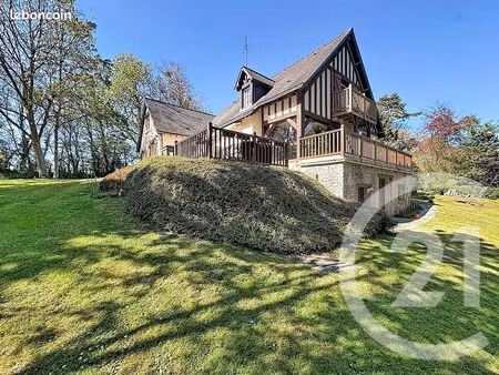 maison 8 pièces 262 m²