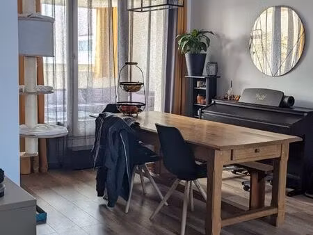 appartement 4 pièces de 75 m² + box fermé