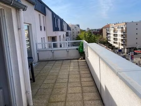 a louerappartement 86 m2 centre ville d'ermont à quelques pas des 2 gares   2 chambres 2 t