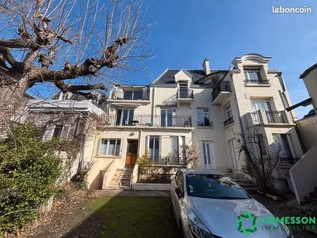 local commercial 47 m² enghien les bains