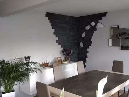 appartement de 93m2 à 329 000 euro quartier du beau site (proximité palais des sports et f