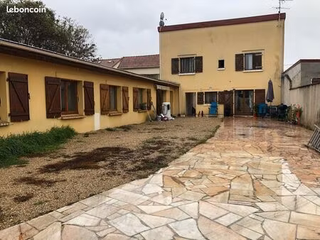 appartement f3 65m2 quartier pavillonnaire