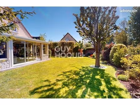 maison 6 pièces 140 m²