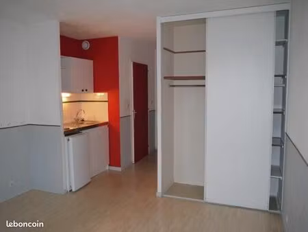 studio 1 pièce 20 m²