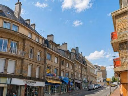 à louer – local commercial – centre-ville de vire