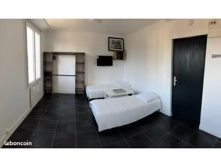 joli studio meublé caen toute inclus