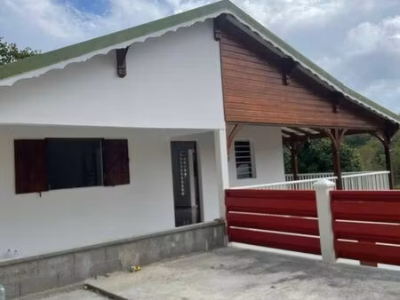 ? haut de villa à louer – le gosier 1300