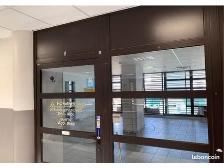 local professionnel pour le domaine de la santé